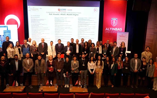 Prof. Dr. Çağrı Erhan: 'Lozan, 100 yıllık Cumhuriyetin en önemli dönüm noktasıdır'