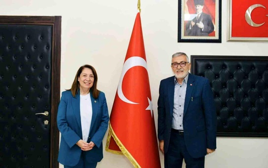 Günay'dan Başkan Bozkurt'a ziyaret