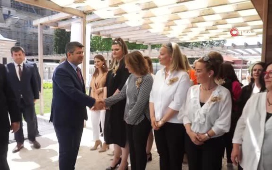 Edirne Olgunlaşma Enstitüsü Satış Mağazası Selimiye'nin Gölgesinde Açıldı