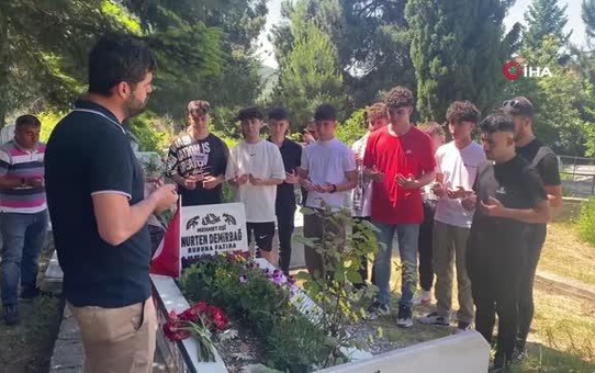 Zonguldak'ta öldürülen kadın mezarı başında anıldı