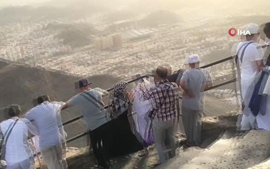 Hira Mağarası'nda Hacı Adayları Uhrevi Anlar Yaşıyor