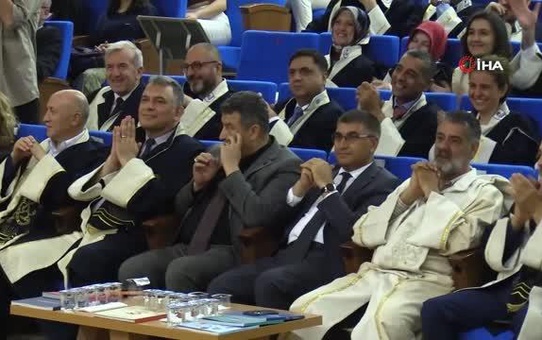 Karabük Üniversitesi Tıp Fakültesi'nden 60 Öğrenci Mezun Oldu