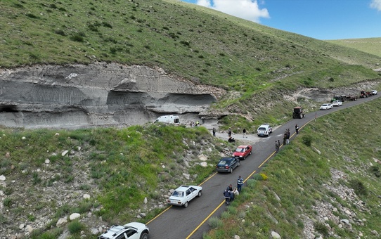 Erzurum'da Tadilat İçin Kum Alırken Kaya Düşmesi Sonucu Öldü