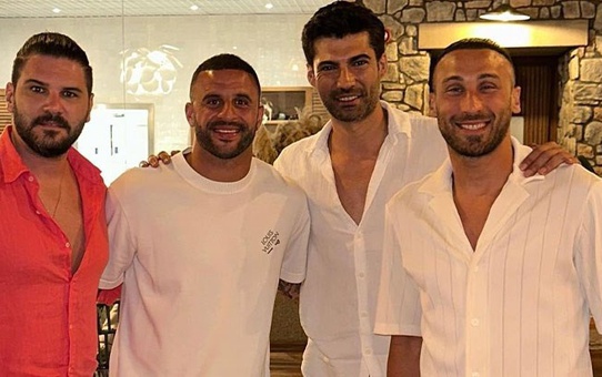 Tolgahan Sayışman, Cenk Tosun ve Kyle Walker Antalya'da tatil yapıyor