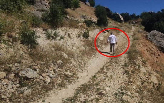 Bayram sabahı kaçan kurbanını bulmak için 3 gündür arazi arazi geziyor
