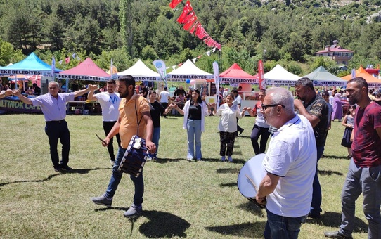 Adana'da Tapan Lavanta Festivali Başladı