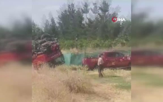 Yangın ihbarına giden itfaiye aracı devrildi: 3 yaralı