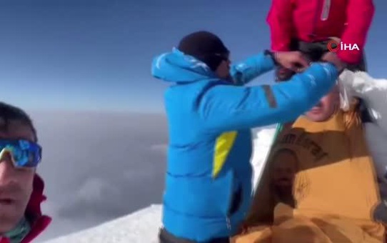 Türkiye'nin zirve noktasında saç ve sakal tıraşı