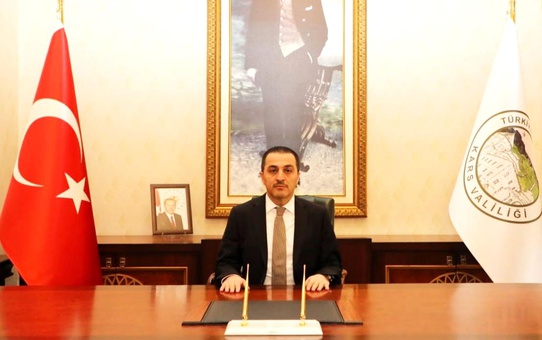 Kars Valisi Türker Öksüz Burdur Valiliğine atandı
