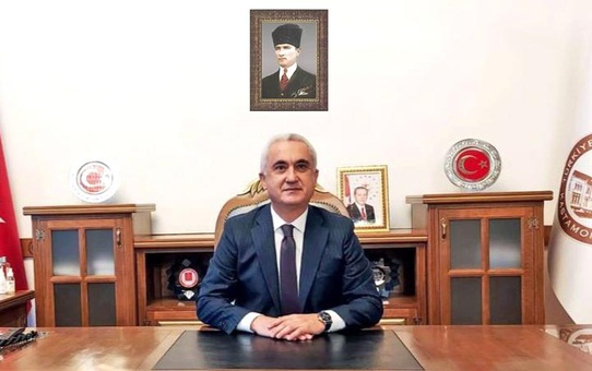 Muş Valiliği'ne Avni Çakır atanırken Muş Valisi İlker Gündüzöz Mülkiye Başmüfettişi olarak atandı