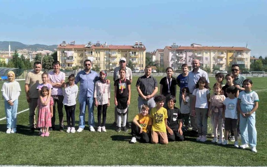 Gediz'de Yaz Kur'an Kursları Kız Öğrenciler Arasında Spor Müsabakaları Düzenlendi