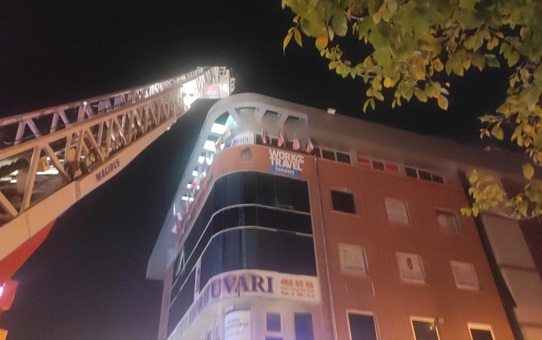 Ankara'da bir lokantanın bacasında çıkan yangın söndürüldü
