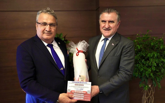 Yunusemre Belediye Başkanı Ankara'da Güreş Organizasyonuna Davet Etti