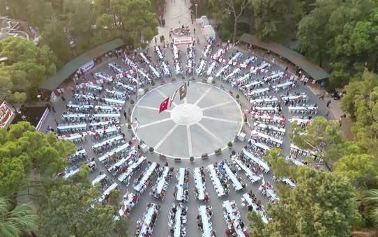 Bornova Belediyesi Büyükpark'ta Aşure Günü Etkinliği Düzenledi