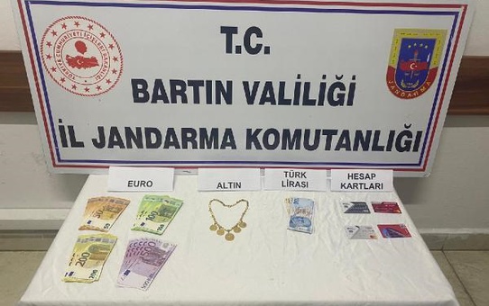 Dolandırıcı, kendisini savcı olarak tanıtarak altın ve döviz çaldı