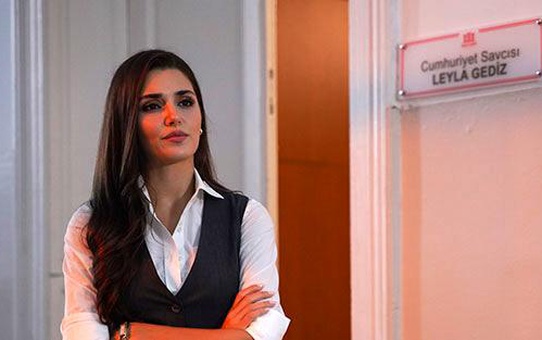 Bambaşka Biri... SAVCI LEYLA GEDİZ'İN HİKAYESİ BAŞLIYOR!