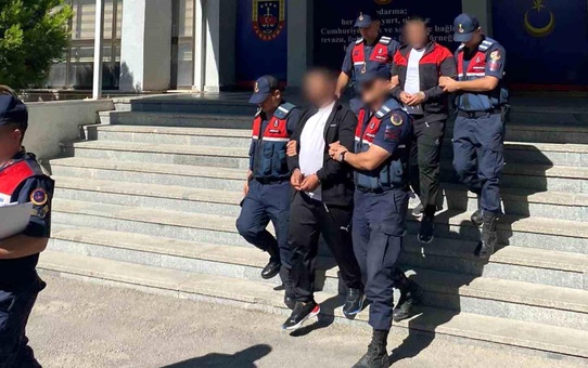 Kırıkkale'de Hırsızlık ve Yağma Suçlarından Aranan 2 Hükümlü Yakalandı