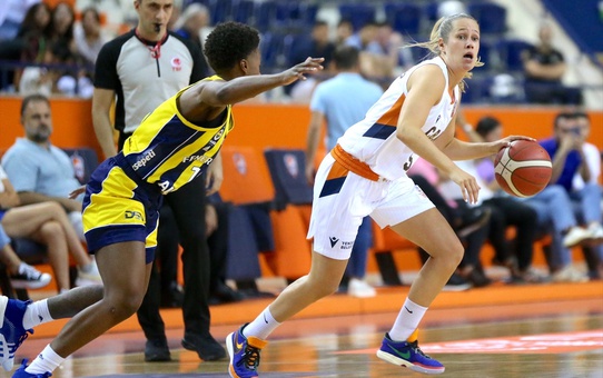 ÇBK Mersin, Fenerbahçe Alagöz Holding'i 76-74 yenerek galip geldi