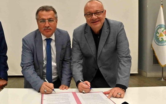 Manisa Büyükşehir Belediyesi ve Ahmetli Belediyesi Menfez İnşası İçin Protokol İmzaladı