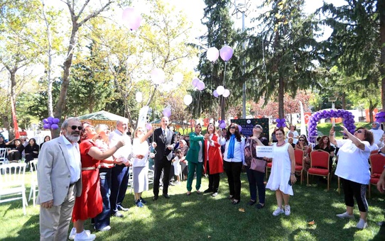 Pamukkale Belediyesi Alzheimer Merkezi'nin Birinci Yılı Kutlandı