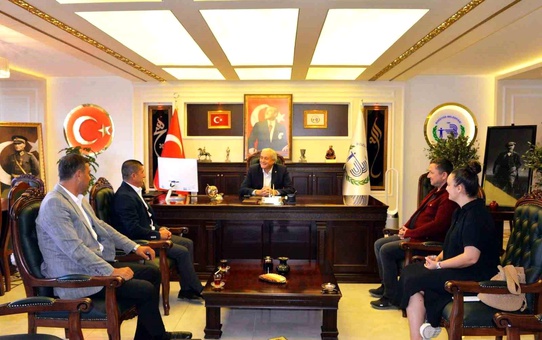 Bozüyük Belediye Başkanı Kuzey Kafkasya Kültür Derneği ile Görüştü