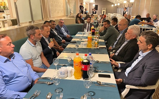 Hollanda ve Özbekistan'da Ticaret Yapan Türk İş Adamları Taşkent'te Buluştu