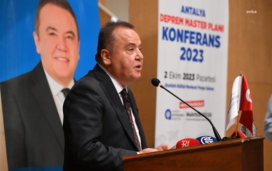 Başkan Böcek: 'Türkiye Deprem Vakfı ile beraber çalışacağız'