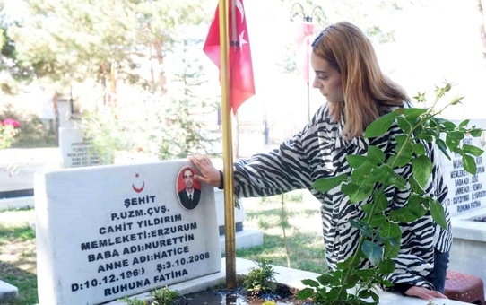 Şehit kızının 15 yıllık baba özlemi