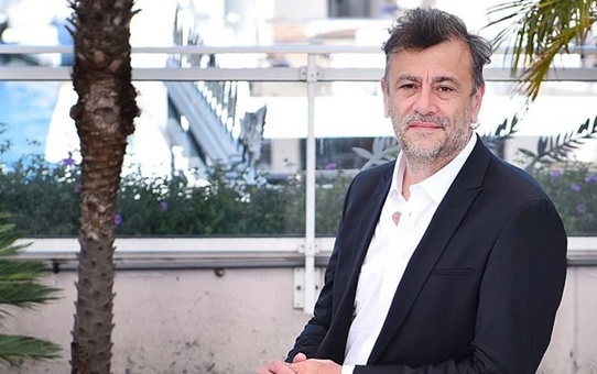 Kraliyet Ailesi'nden ödüle layık görülen ünlü yönetmen Kutluğ Ataman, vize alamadı