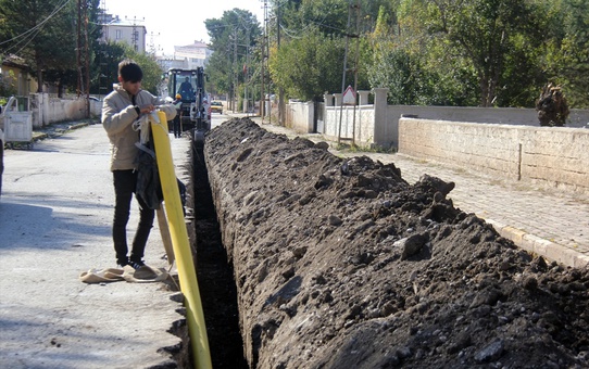 Sivas Hafik'te Doğal Gaz Altyapı Çalışmaları Başladı