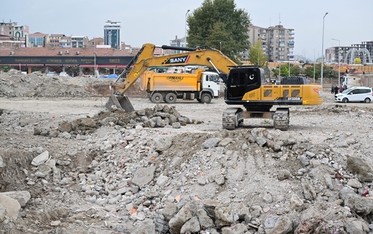 Malatya Merkez Çarşısı Ticaret Hanelerinin İnşaatına Başlandı