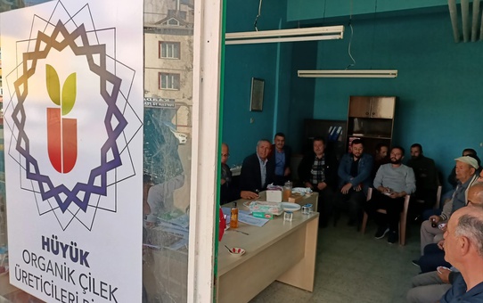 Konya Hüyük Organik Çilek Üreticileri Birliği Genel Kurulu Yapıldı