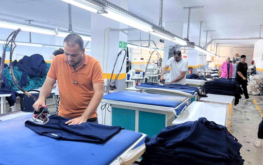 Mardin Nusaybin'de Devlet Destekli Tekstil Atölyelerinde 15 Bin Kişi İstihdam Ediliyor