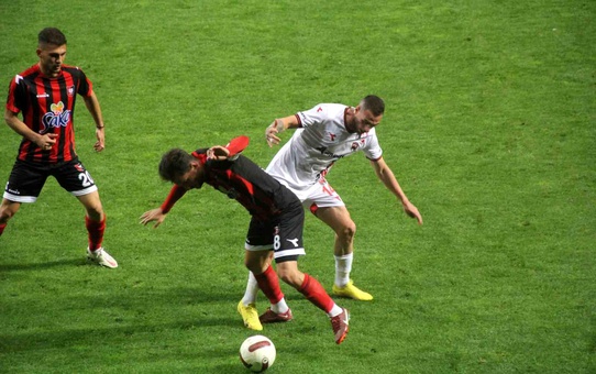 24Erzincanspor, Uşakspor'u 2-0 mağlup etti