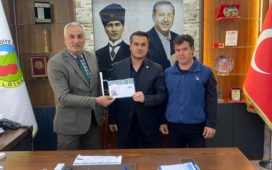 Çankırı'da 21 yıl sonra teslim edilen mektup duygulandırdı