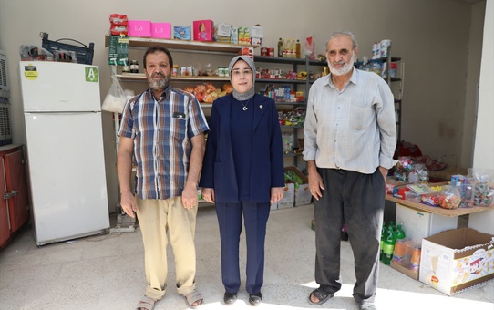 Milletvekili Yazmacı, Gazze'deki yakınlarından haber alamayan Filistinlileri ziyaret etti