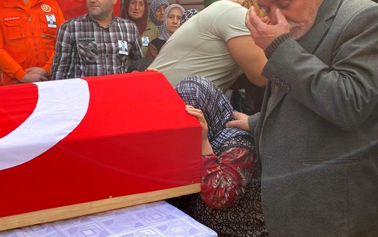 Kocaeli'de Orman İşletme Müdürlüğüne ait arazözün devrilmesi sonucu bir kişi hayatını kaybetti