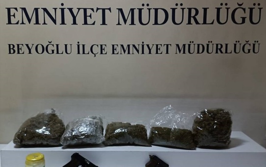 Beyoğlu'nda Uyuşturucu Operasyonunda Tutuklama