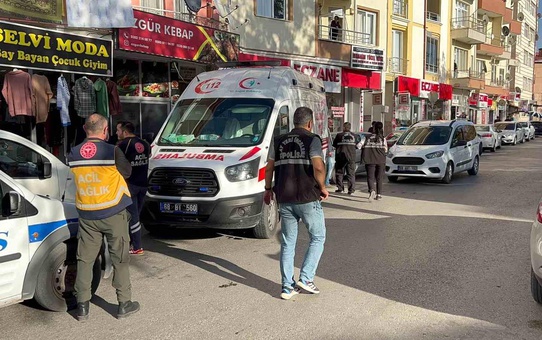 Aksaray'da Boğazı Kesilmiş Halde Ölü Bulundu