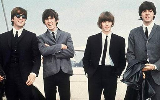 The Beatles'ın Son Şarkısı 'Now and Then' Bir Numaraya Yükseldi