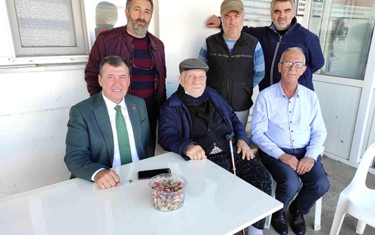 Balıkesir'de Zeytinyağı Üretimi Yapan Fikret Özdemir, Mahallelinin Gönlünde Taht Kurdu