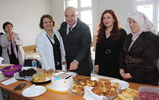 Saray Belediye Başkanı Öğretmenleri Ziyaret Etti