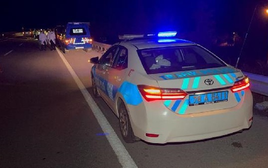 Karabük'te camiden evine dönen yaşlı bir kişi otomobilin çarpması sonucu hayatını kaybetti