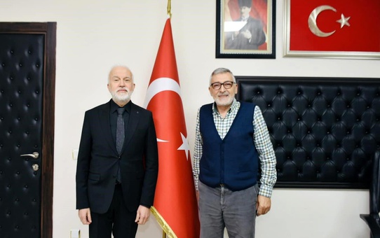 İnönü Belediye Başkanı Kadir Bozkurt, Eskişehir İl Sağlık Müdürü Dr. Yaşar Bildirici'yi ağırladı