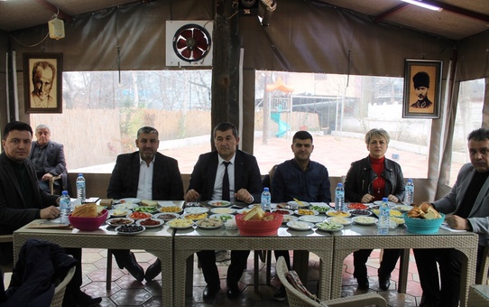 Çay Belediyesindeki 121 işçi sendikaya üye oldu