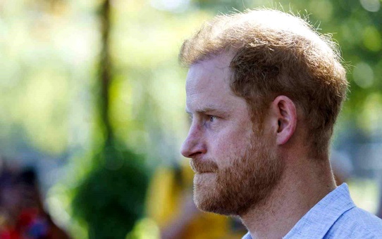 Prens Harry, İngiliz yayın grubuna açtığı telefon dinleme davasını kazandı