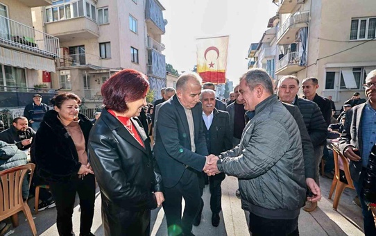 Silah arkadaşları şehidinin ailesini 27 yıldır yalnız bırakmıyor