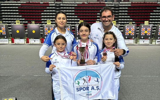 Kayseri Spor A.Ş. Sporcuları ASES U15 Salon Türkiye Şampiyonası'nda 3 Bronz Madalya Kazandı