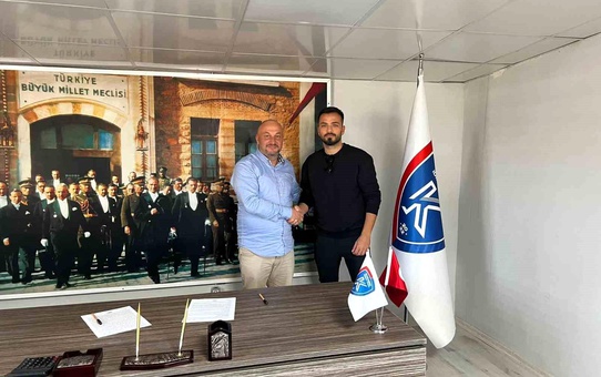Karabük İdman Yurdu, sol bek mevkiine Ahmet Devret'i transfer etti