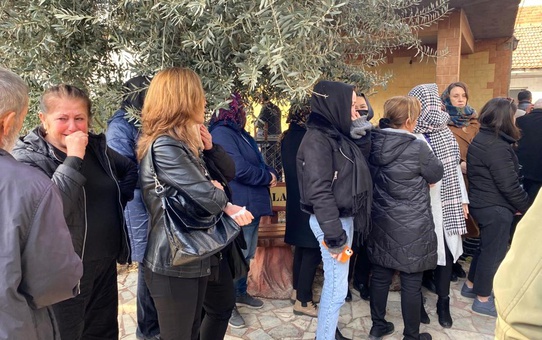 Manisa'nın sevilen emekli öğretmeni kanser hastalığına yenik düştü
